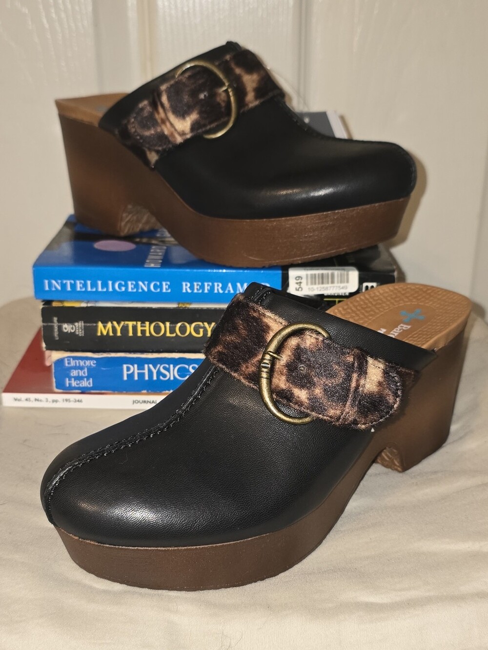 Baretraps Belita Posture Plus Leopard Faux Fur Platform Wedge Clogs NWT 7M